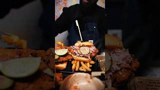Chicken Munch Box #munchies #lilyburger #kingzaza #friedchicken #chickenbox #chickenburger